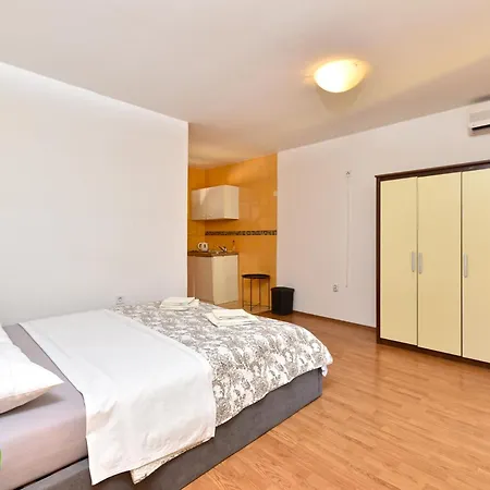 Apartman Biljana 2362 *